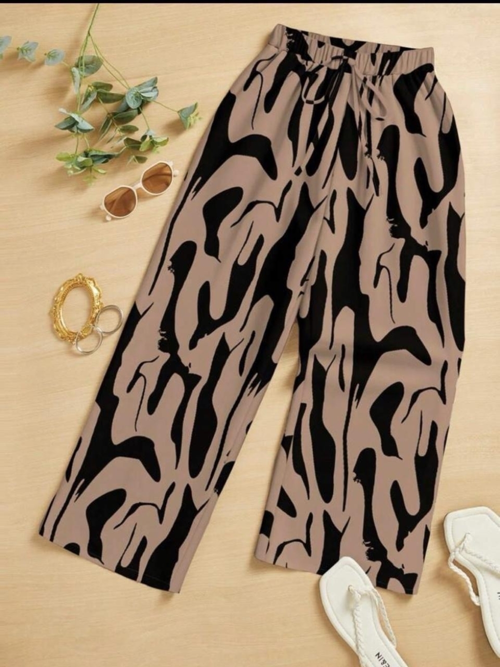 & Other Stories Taupe and Black Wide-Leg Printed Pants
